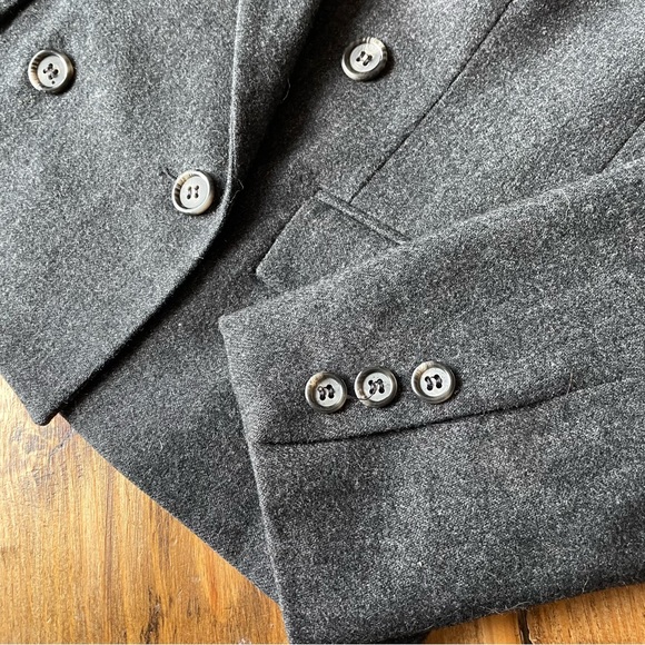 90’s Vintage Saville Blazer - 6 petite double-breasted wool. This is a … - Picture 5 of 11